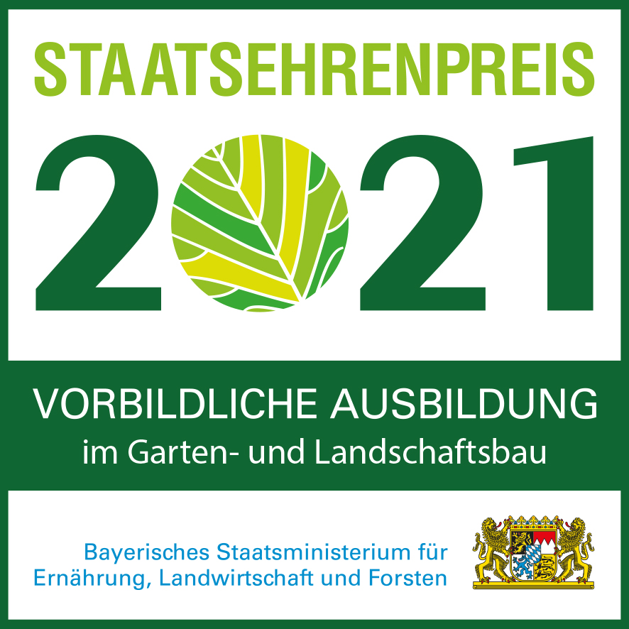 Ausbildungsbetrieb mit Auszeichnung! Wir wurden 2021, vom bayrischen Staatsministerium, mit den Staatsehrenpreis für vorbildliche Ausbildung ausgezeichnet.
